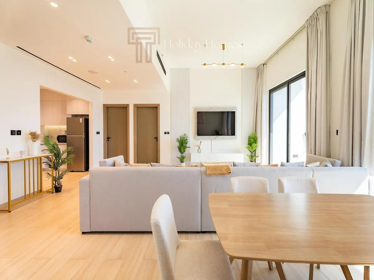 Apartment With Private Pool, Spacious Living Room Dubai United Arab Emirates